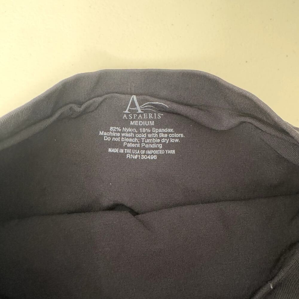 Aspaeris Pivot Running Compression Recovery Short Women's Size Medium Black - Picture 3 of 4